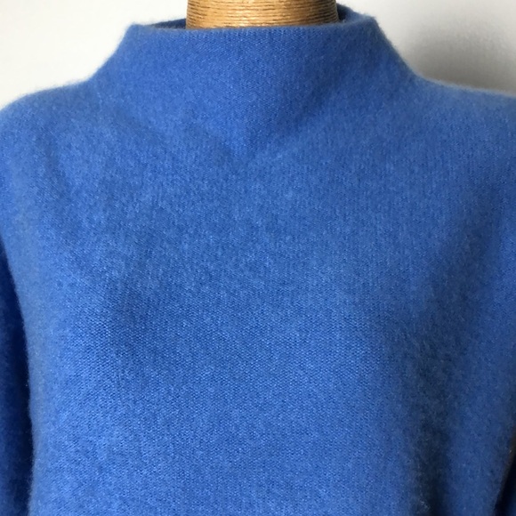 VINCE cashmere Cozy Blue Sweater Size S - Picture 2 of 8